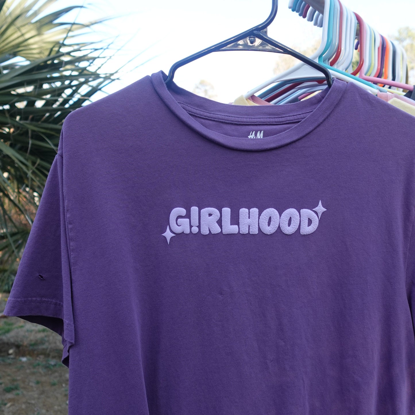 GiRLHOOD | T-SHIRT