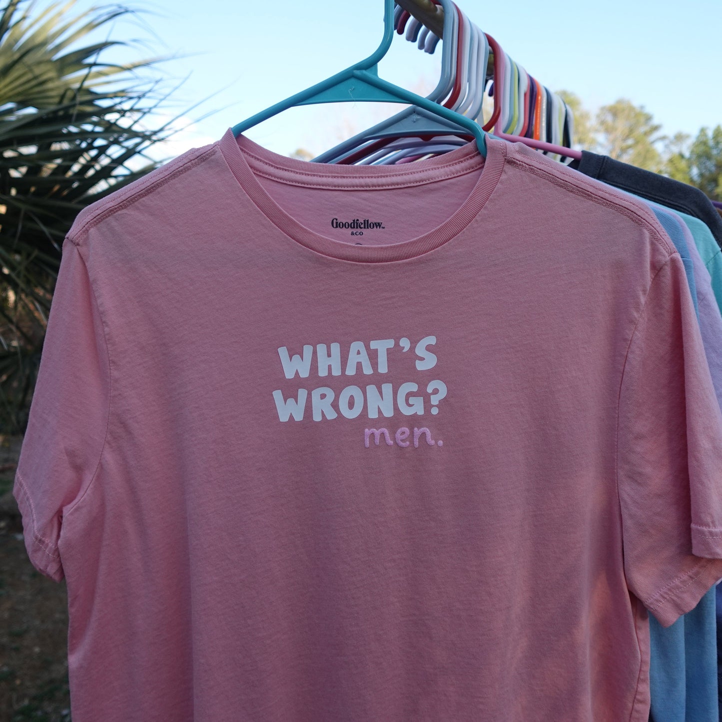 WHAT'S WRONG? men. | T-SHIRT