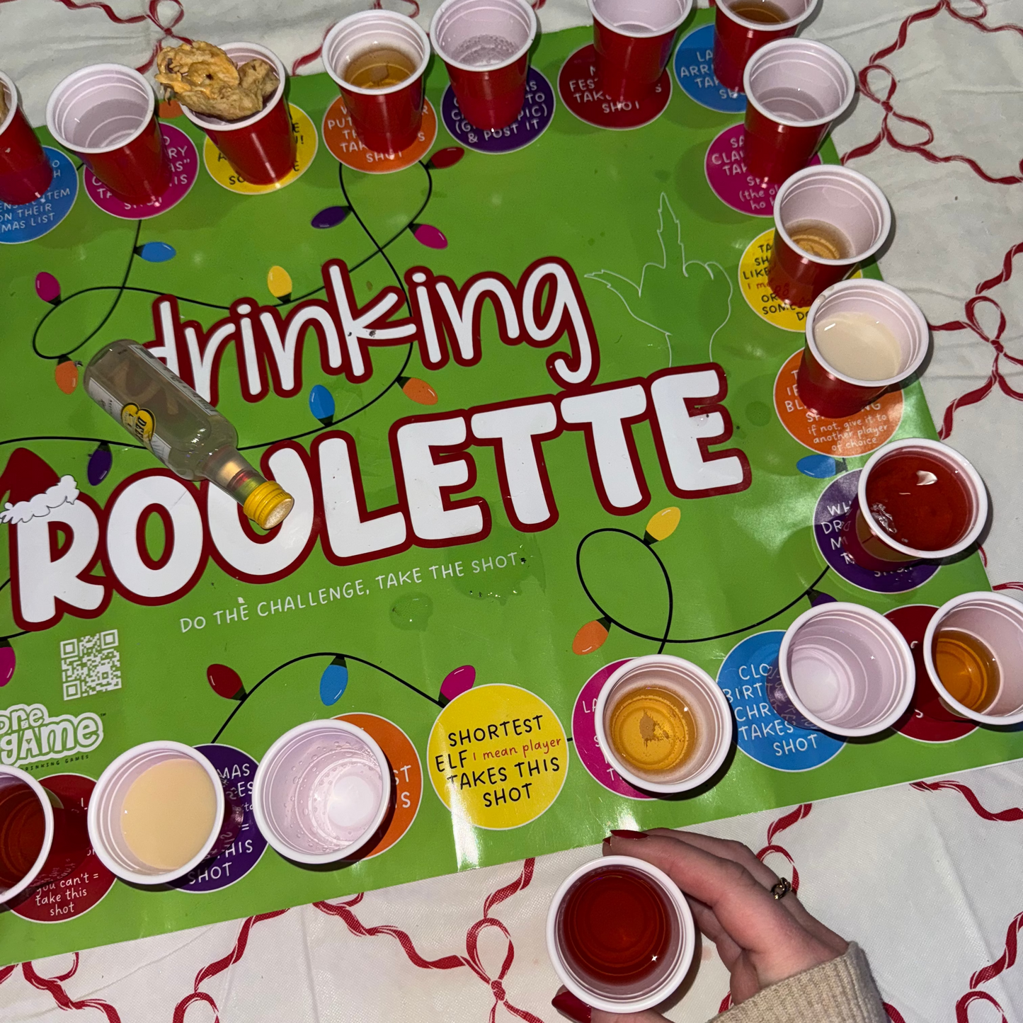 CHRISTMAS DRINKING ROULETTE