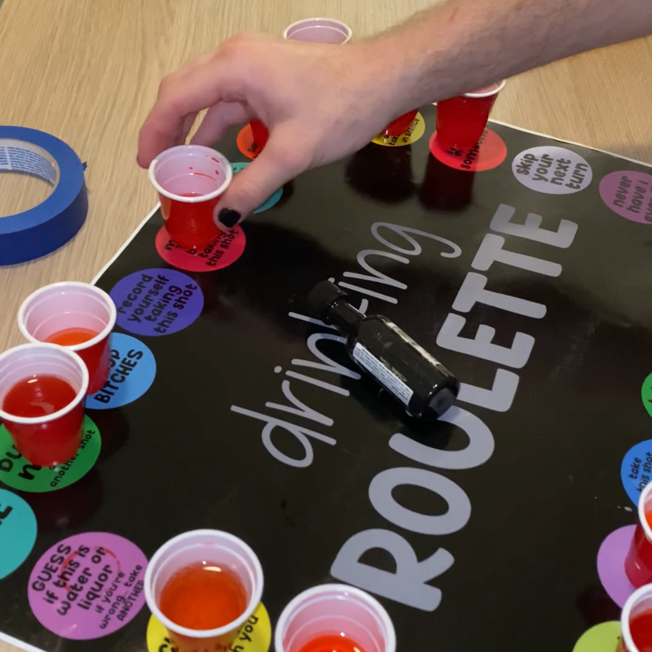 DRINKING ROULETTE | 24 Shots & Challenges